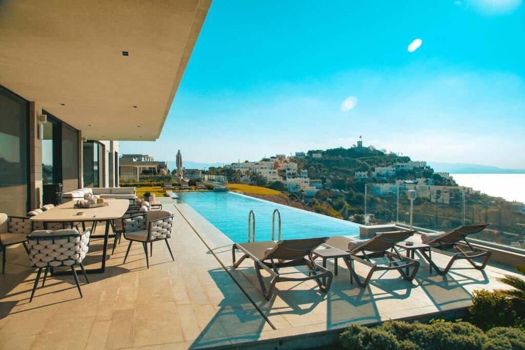 Villa Vılla The View